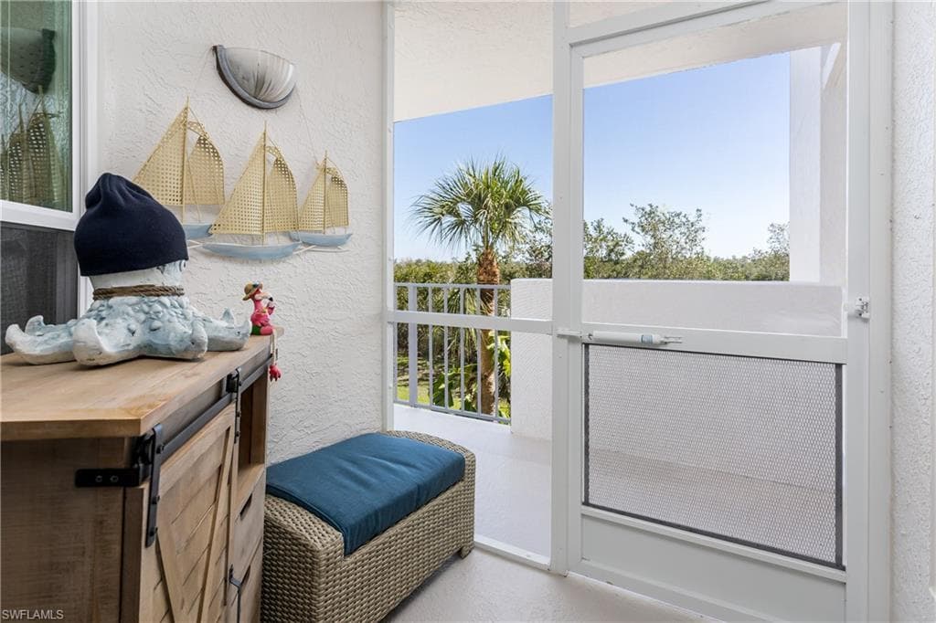 300 Stevens Landing Dr C205, Marco Island, FL 34145-22