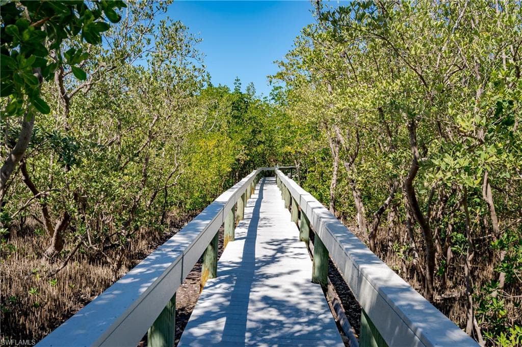 300 Stevens Landing Dr C205, Marco Island, FL 34145-26