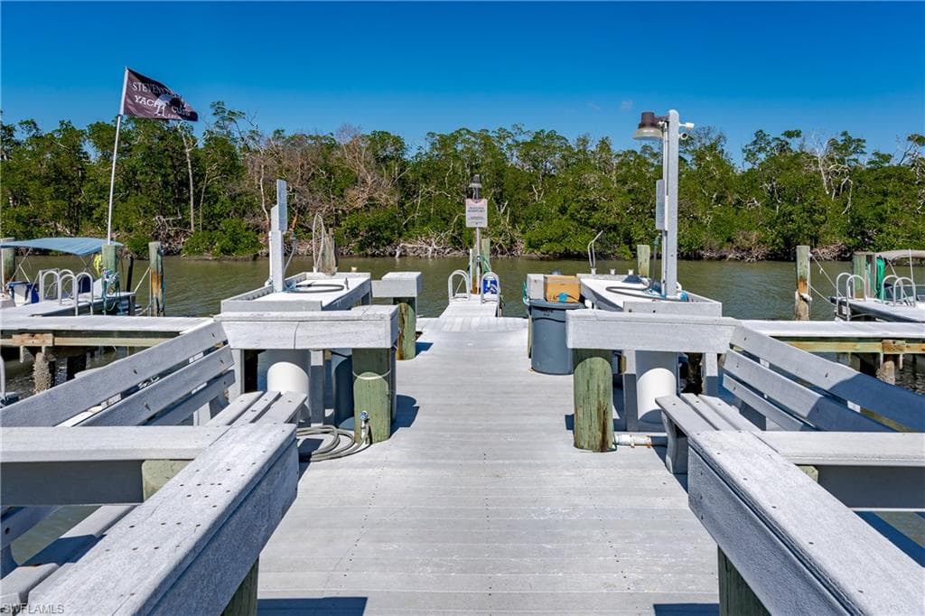 300 Stevens Landing Dr C205, Marco Island, FL 34145-27