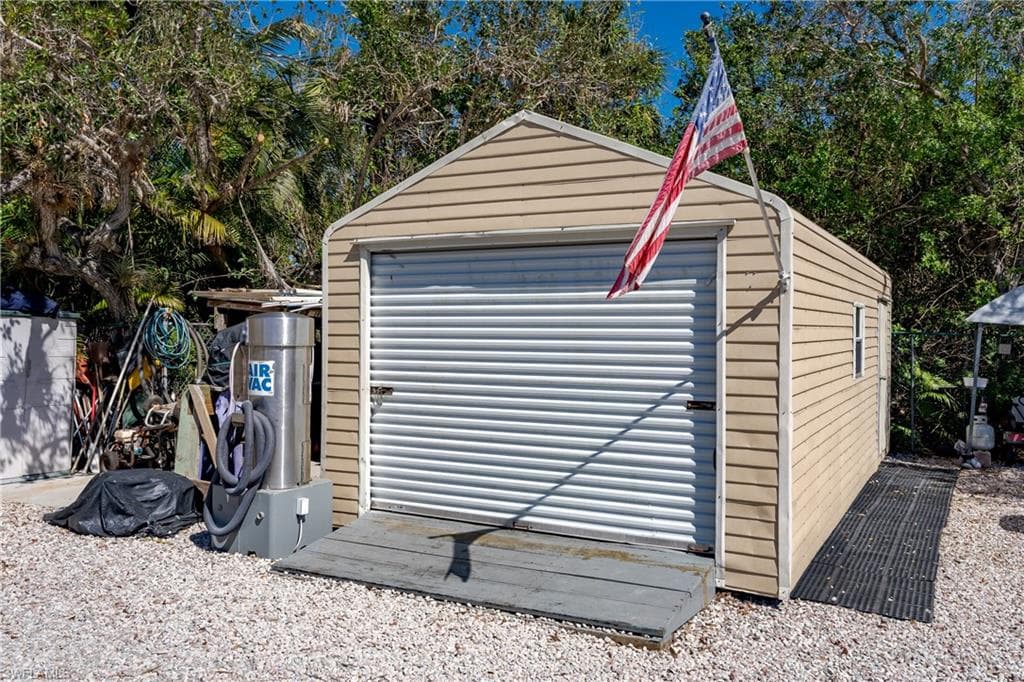 300 Stevens Landing Dr C205, Marco Island, FL 34145-32