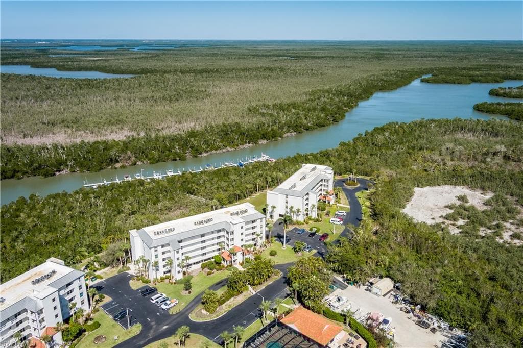 300 Stevens Landing Dr C205, Marco Island, FL 34145-45