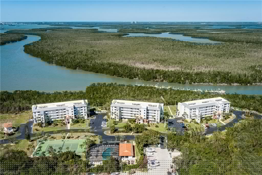 300 Stevens Landing Dr C205, Marco Island, FL 34145-46