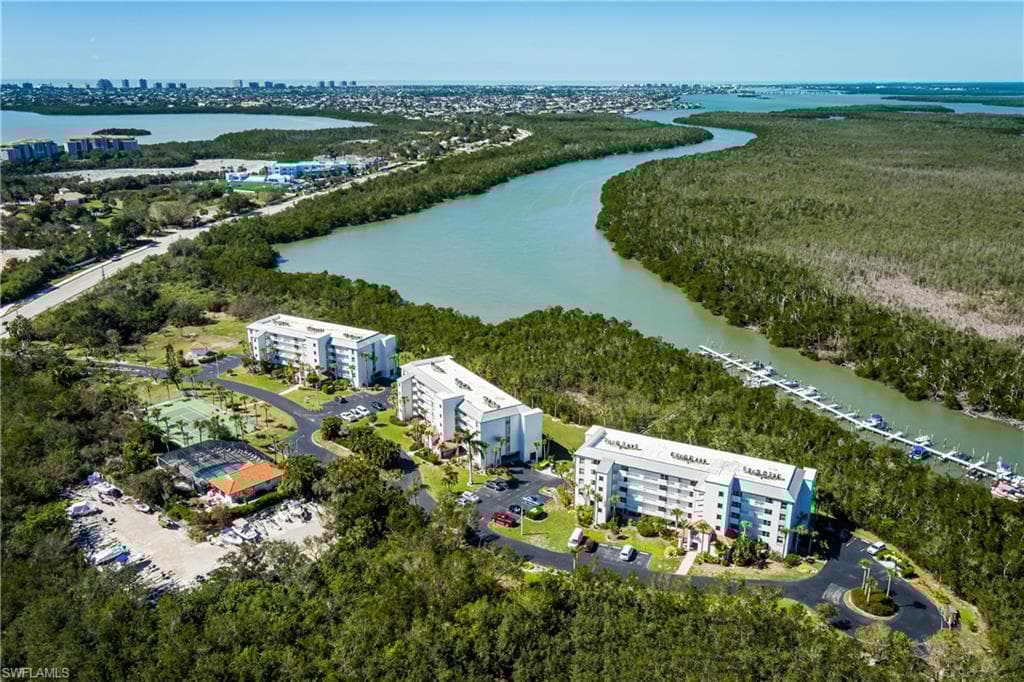 300 Stevens Landing Dr C205, Marco Island, FL 34145-47