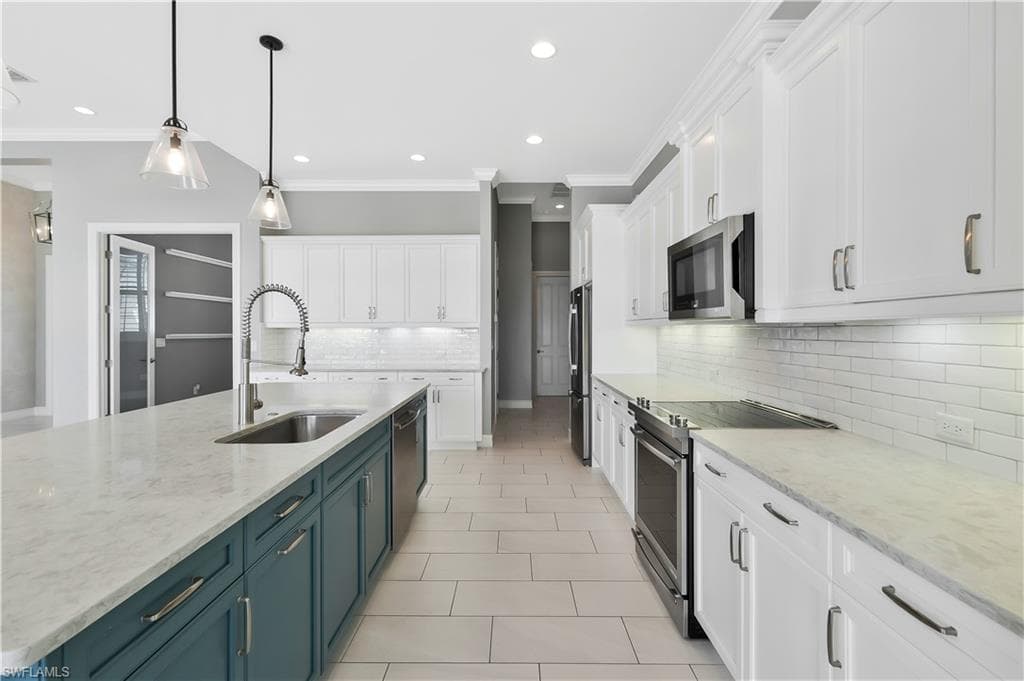 14792 Spinnaker Way, Naples, FL 34114-21