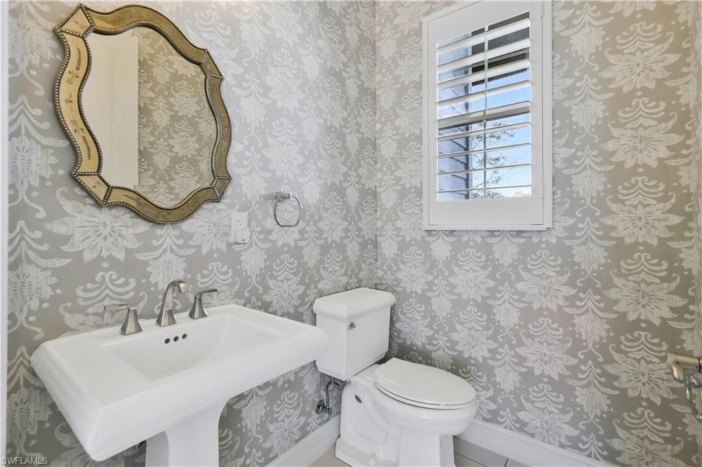 14792 Spinnaker Way, Naples, FL 34114-36