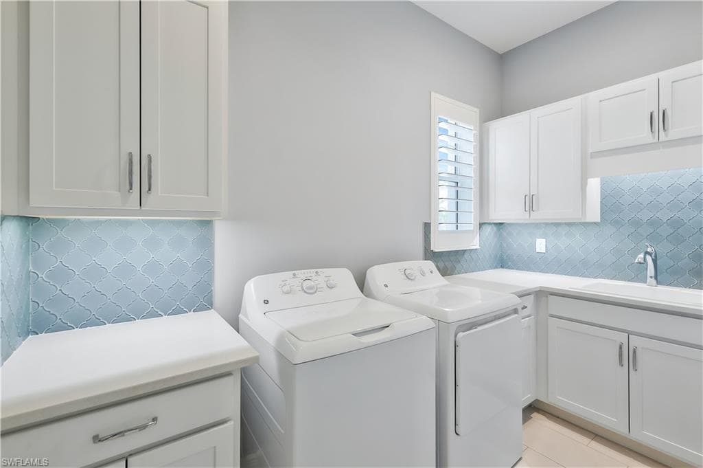 14792 Spinnaker Way, Naples, FL 34114-37