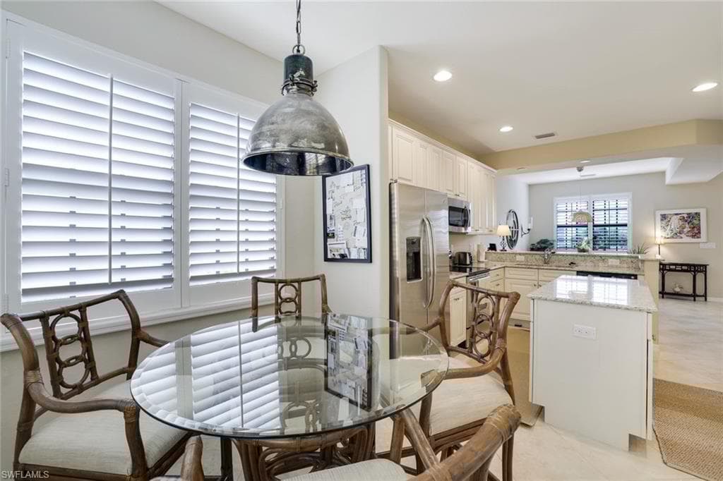 9024 Alturas St 3001, Naples, FL 34113-11