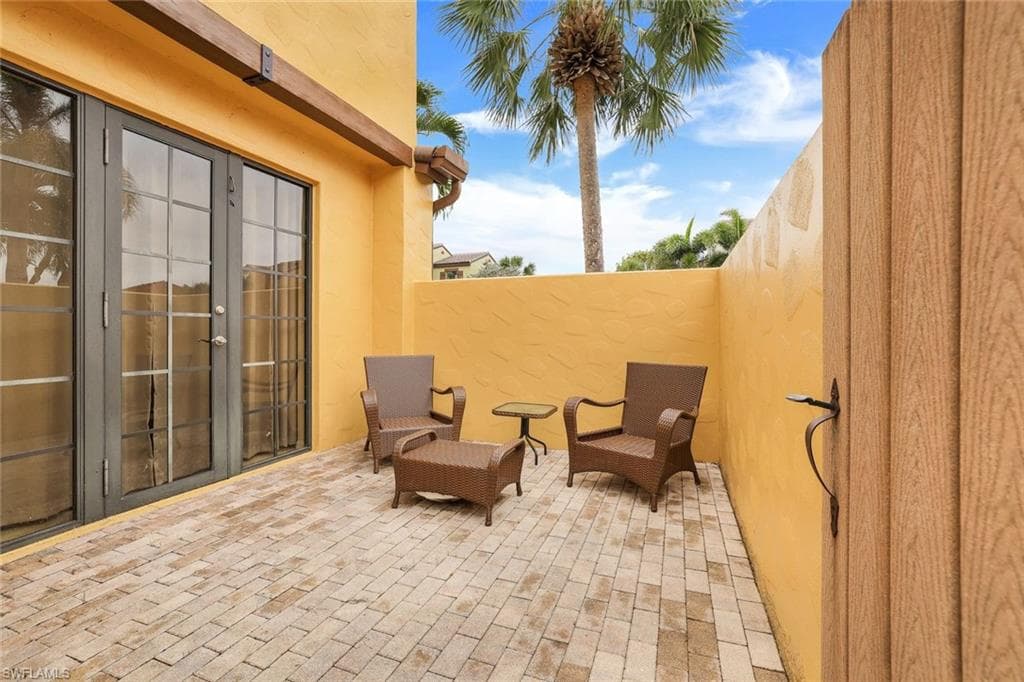9024 Alturas St 3001, Naples, FL 34113-28