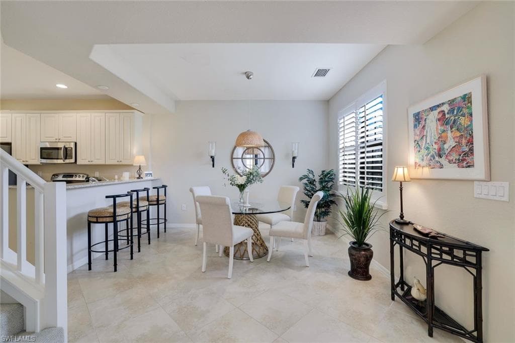 9024 Alturas St 3001, Naples, FL 34113-8