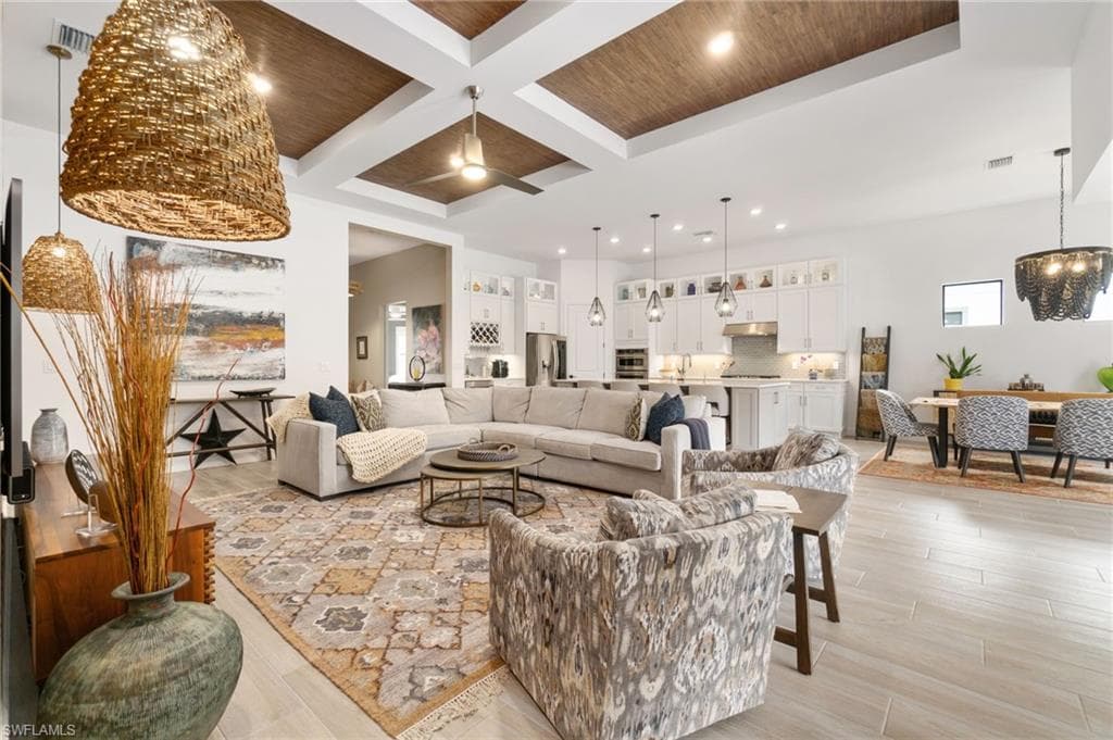 8923 Burrowing Owl Ct, Naples, FL 34120-9
