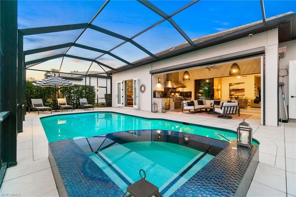 8923 Burrowing Owl Ct, Naples, FL 34120-22