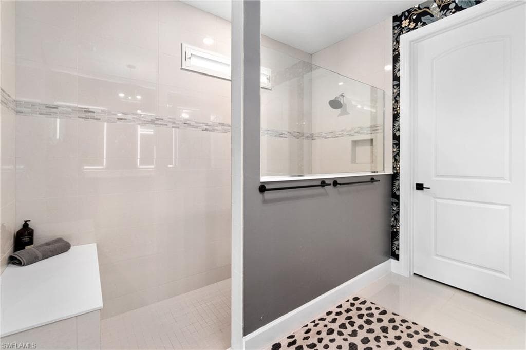 8923 Burrowing Owl Ct, Naples, FL 34120-35
