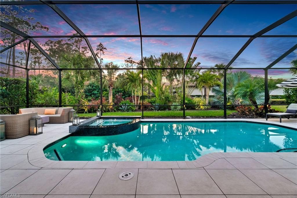 8923 Burrowing Owl Ct, Naples, FL 34120-5