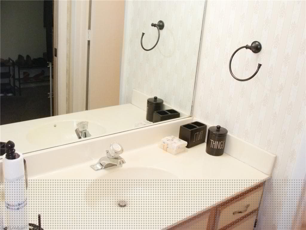 5693 Rattlesnake Hamm Rd A-204, Naples, FL 34113-13