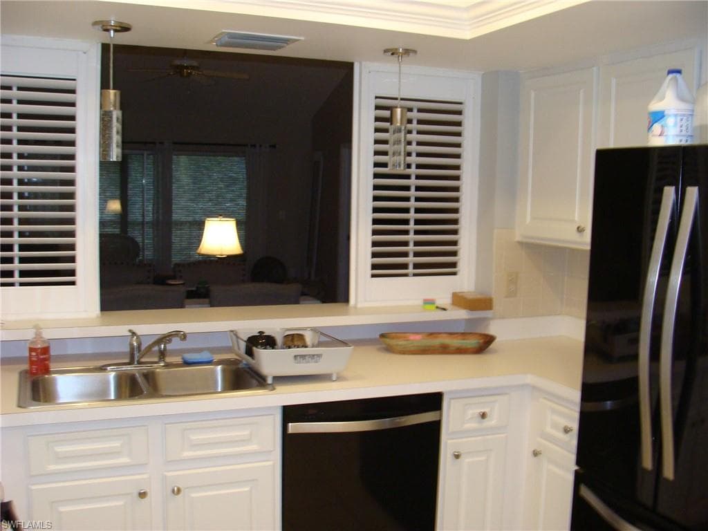 5693 Rattlesnake Hamm Rd A-204, Naples, FL 34113-4