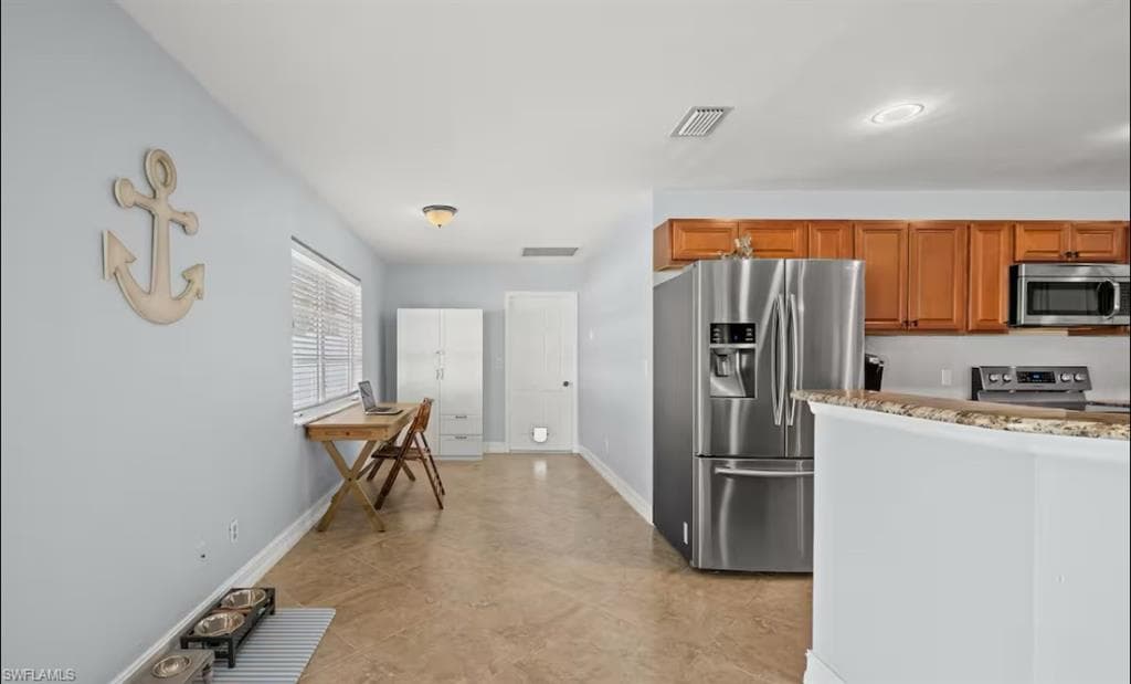 1335 44th St, Cape Coral, FL 33904-11