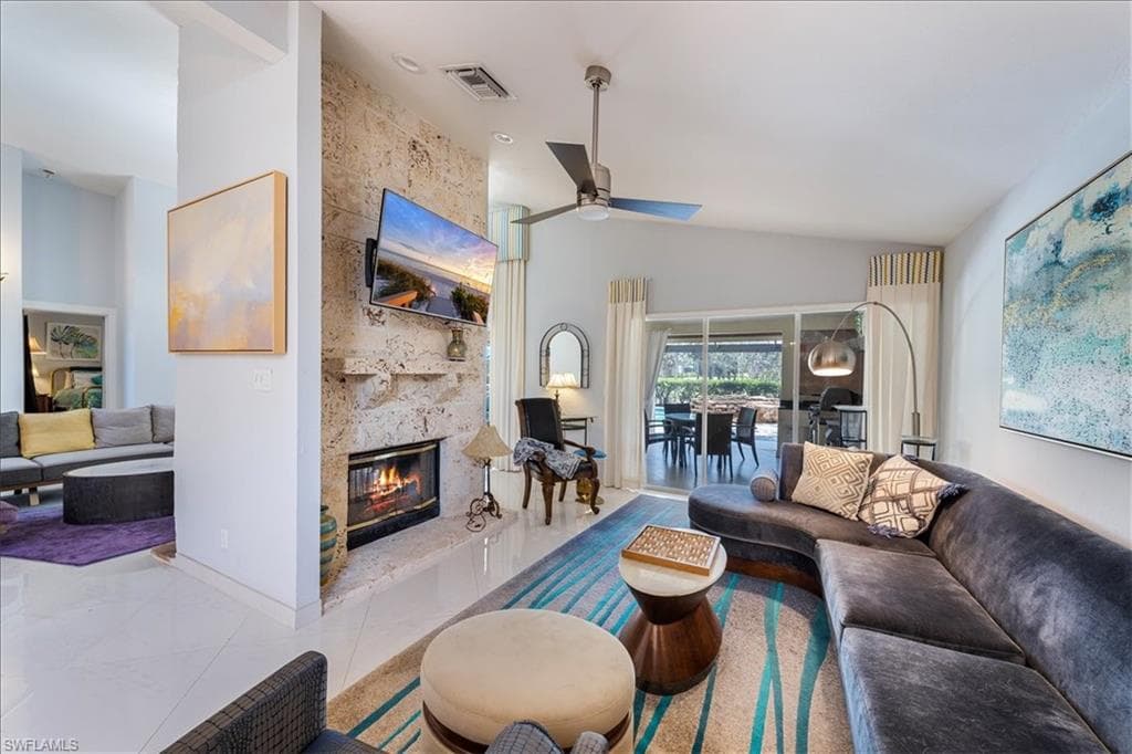550 Cormorant Cv, Naples, FL 34113-9
