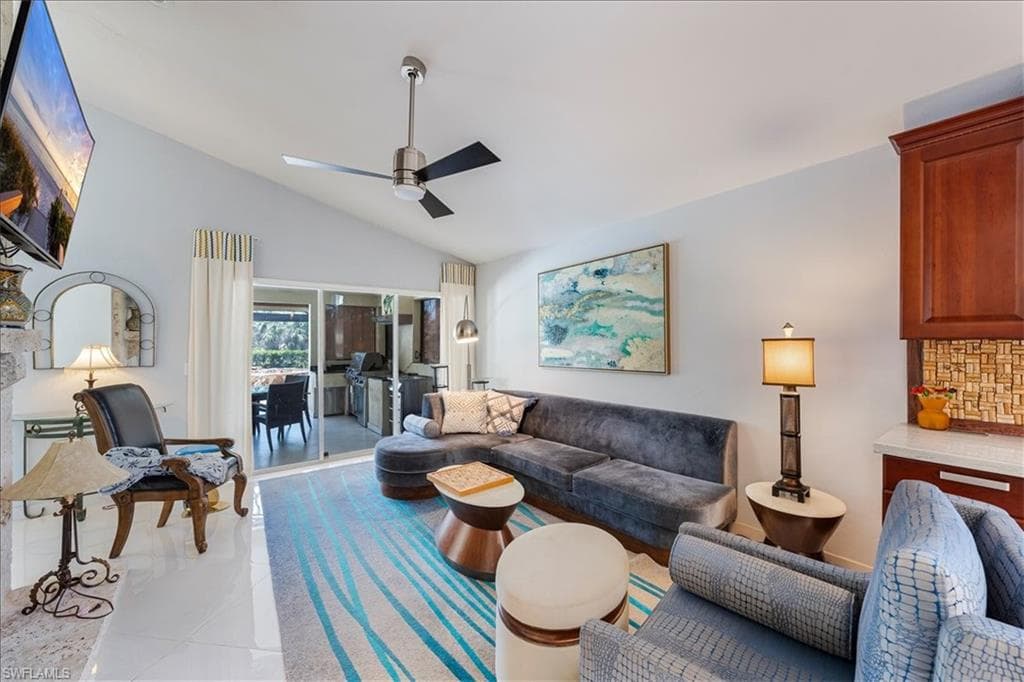 550 Cormorant Cv, Naples, FL 34113-10