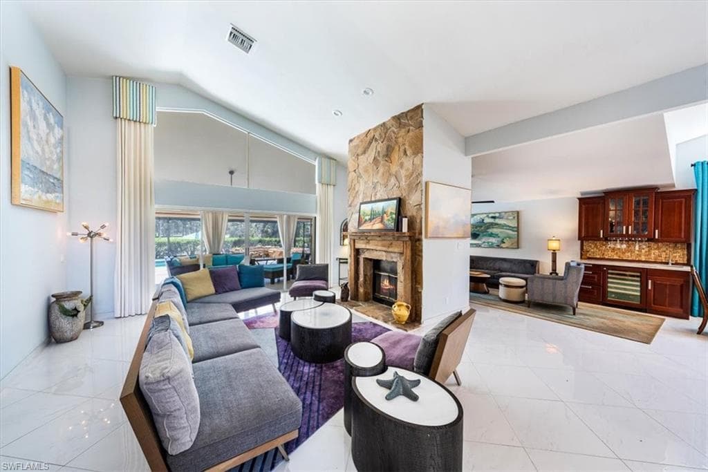 550 Cormorant Cv, Naples, FL 34113-4