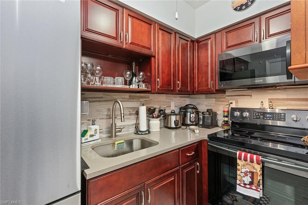 167 Collier Blvd V5, Marco Island, FL 34145-6