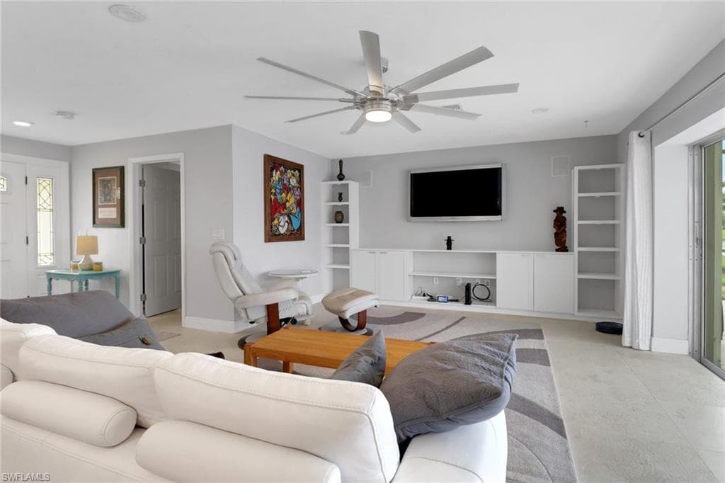 4590 Eagle Key Cir, Naples, FL 34112-13