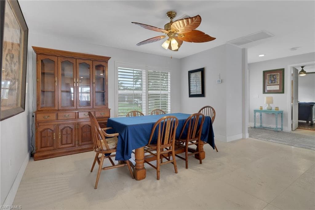 4590 Eagle Key Cir, Naples, FL 34112-18