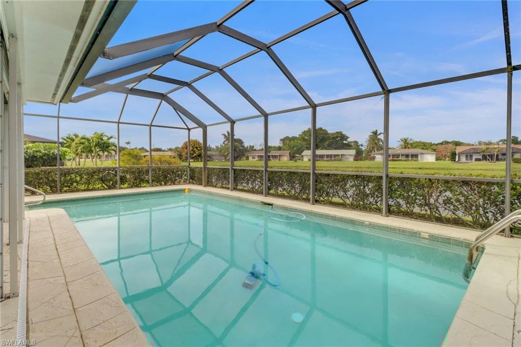 4590 Eagle Key Cir, Naples, FL 34112-4