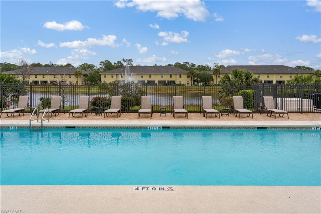 9068 Gervais Cir 210, Naples, FL 34120-33