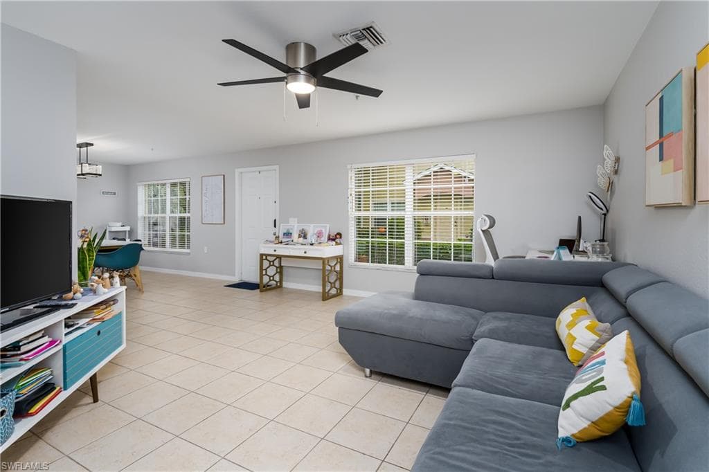 9068 Gervais Cir 210, Naples, FL 34120-5