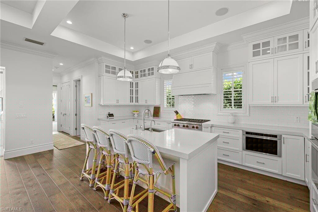 1521 Pelican Ave, Naples, FL 34102-7