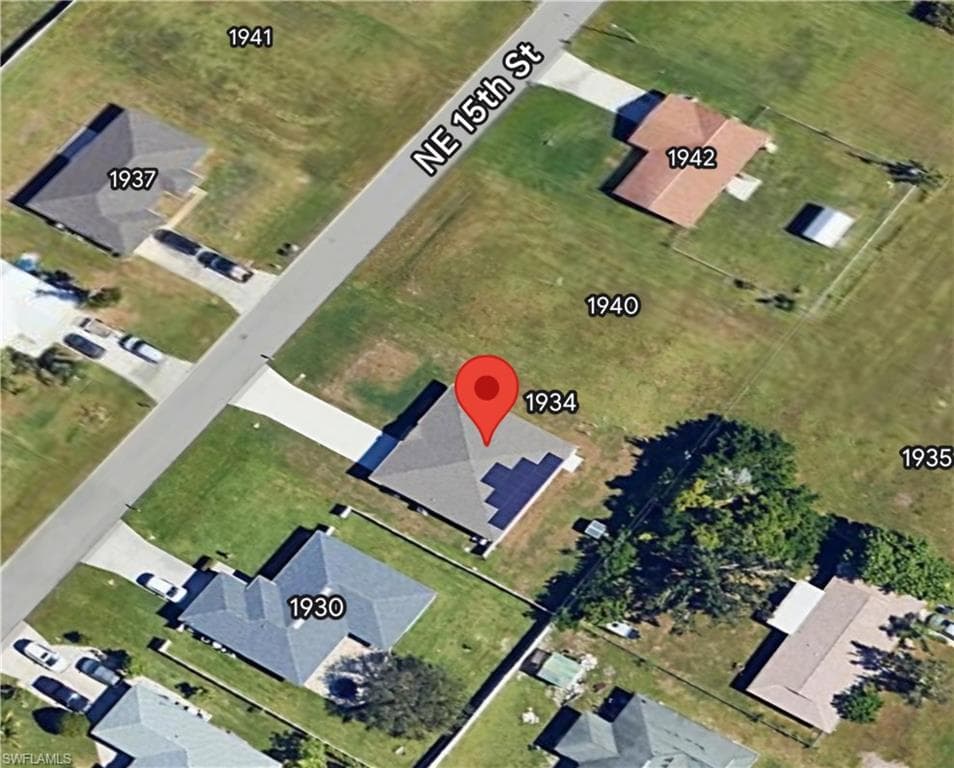 1934 15th St, Cape Coral, FL 33909-42
