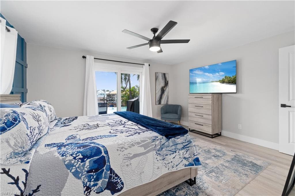 5161 Williams Dr, Fort Myers Beach, FL 33931-25