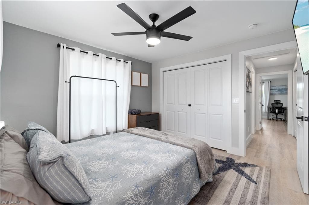 5161 Williams Dr, Fort Myers Beach, FL 33931-30