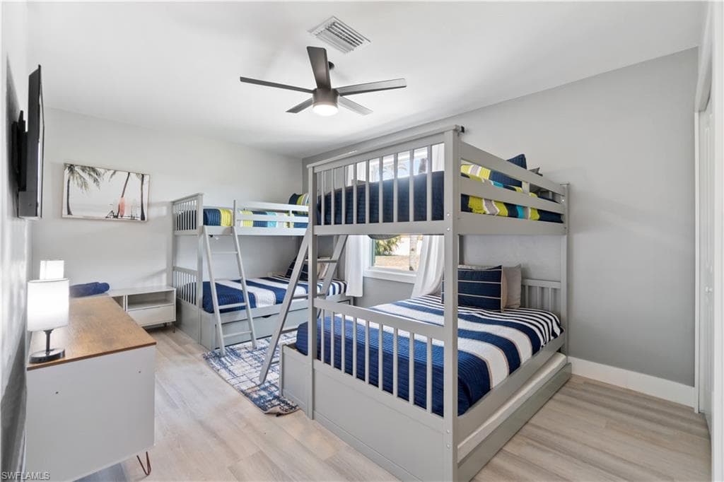 5161 Williams Dr, Fort Myers Beach, FL 33931-33