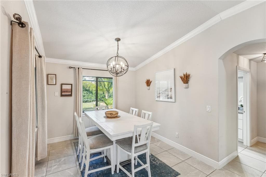 1710 Country Club Blvd, Cape Coral, FL 33990-9