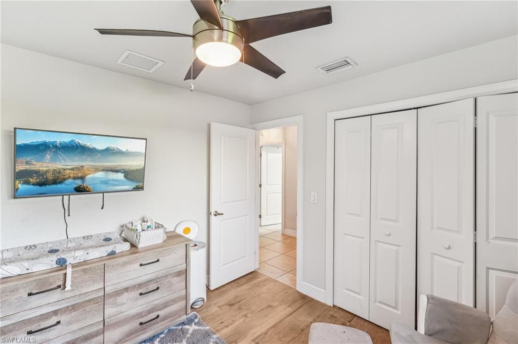 1710 Country Club Blvd, Cape Coral, FL 33990-17