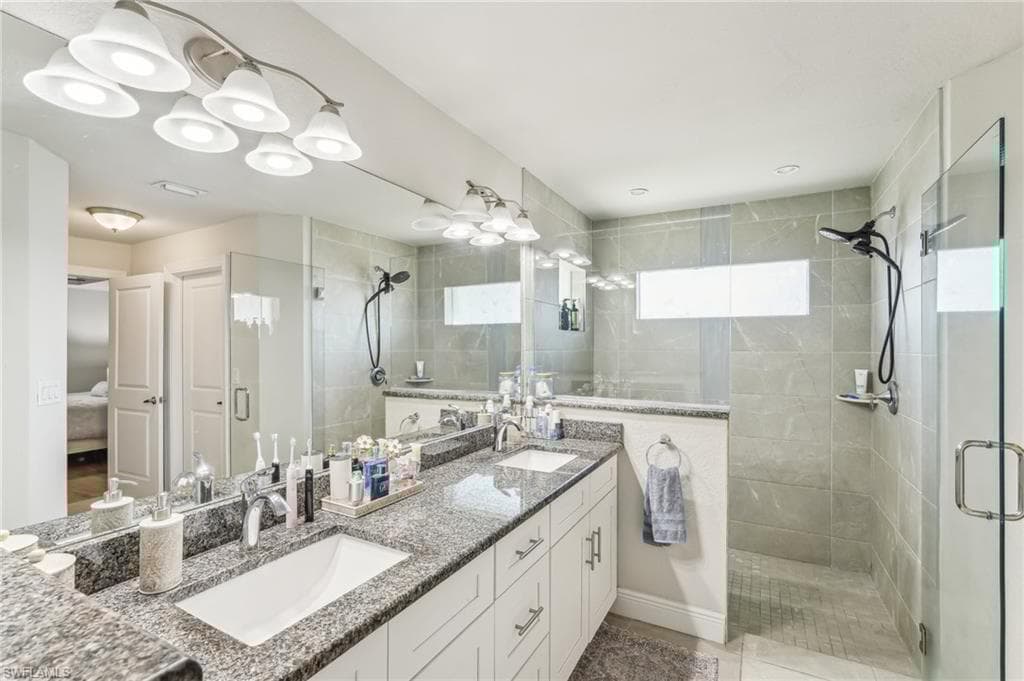 1710 Country Club Blvd, Cape Coral, FL 33990-24