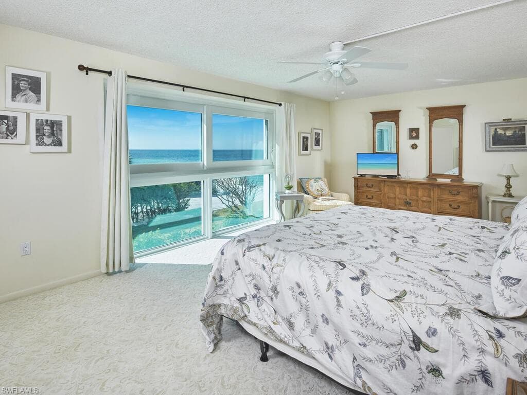 3951 Gulf Shore Blvd N 201, Naples, FL 34103-11