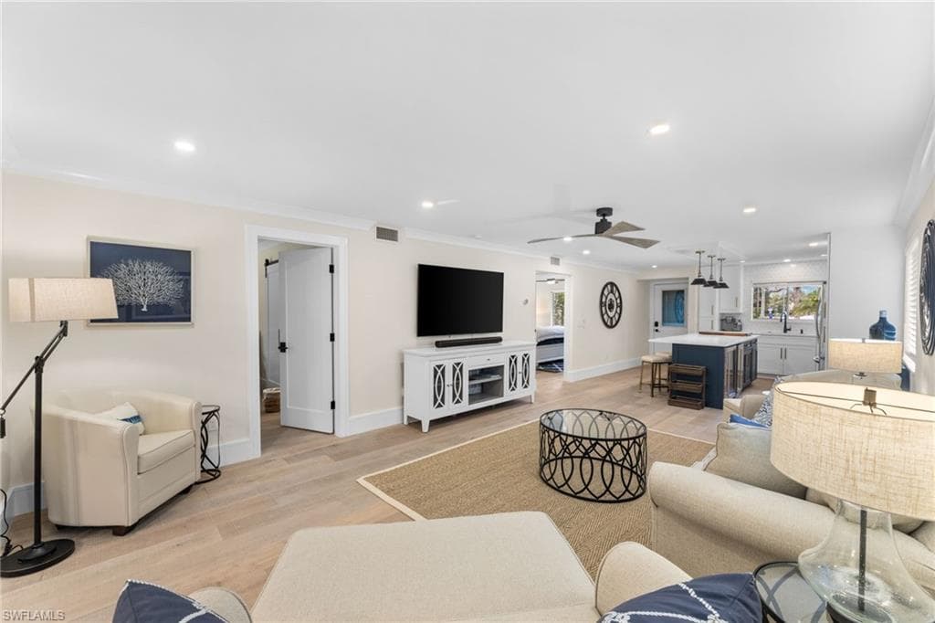 1686 Blue Point Ave B1, Naples, FL 34102-9