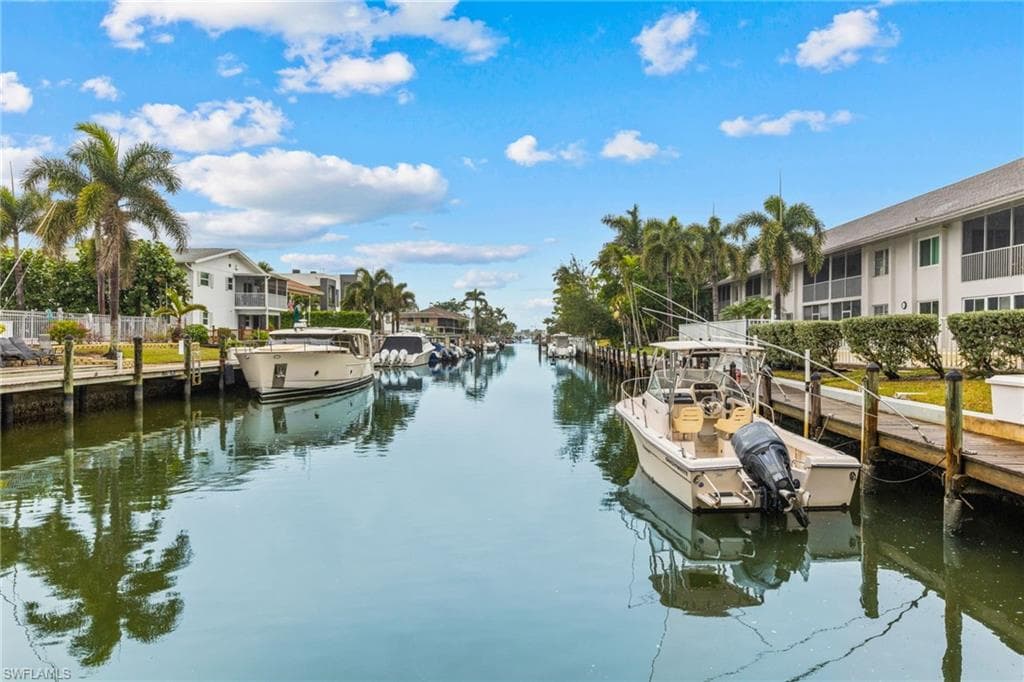1686 Blue Point Ave B1, Naples, FL 34102-24