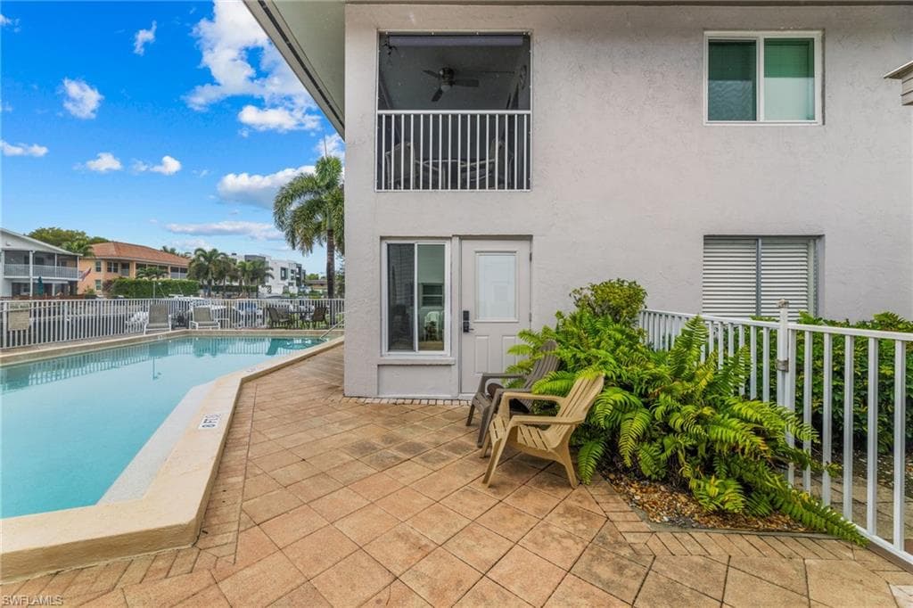 1686 Blue Point Ave B1, Naples, FL 34102-29