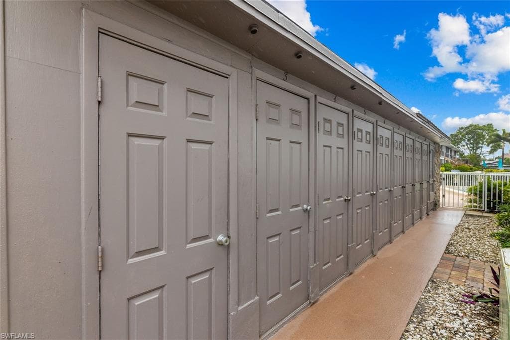 1686 Blue Point Ave B1, Naples, FL 34102-31
