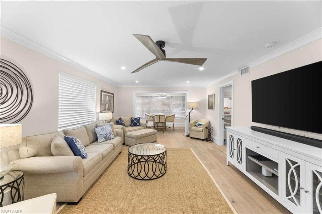 1686 Blue Point Ave B1, Naples, FL 34102-8