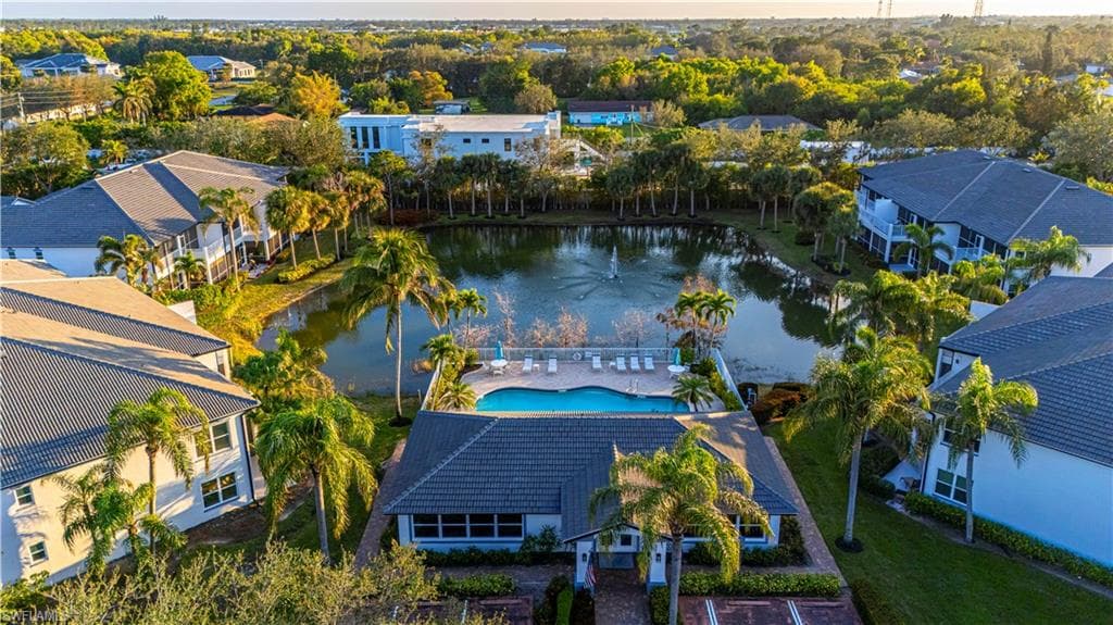 2120 Cay Lagoon Dr 222, Naples, Fl 34109-5