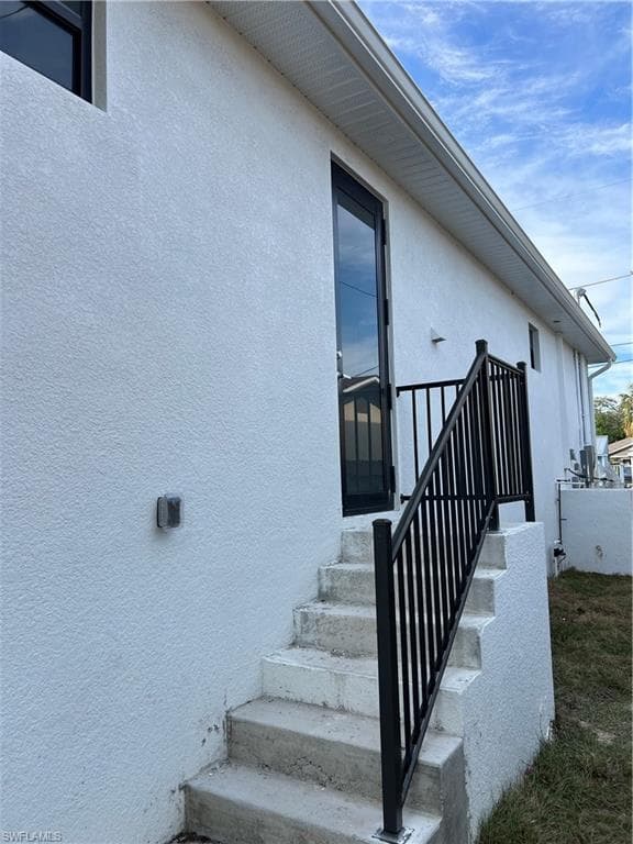 11671 Pawley Ave, Bonita Springs, FL 34135-4