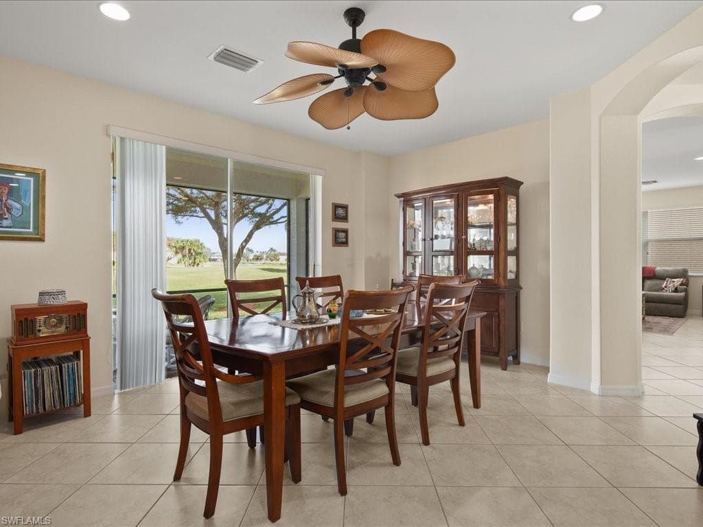 1646 Birdie Dr, Naples, FL 34120-9
