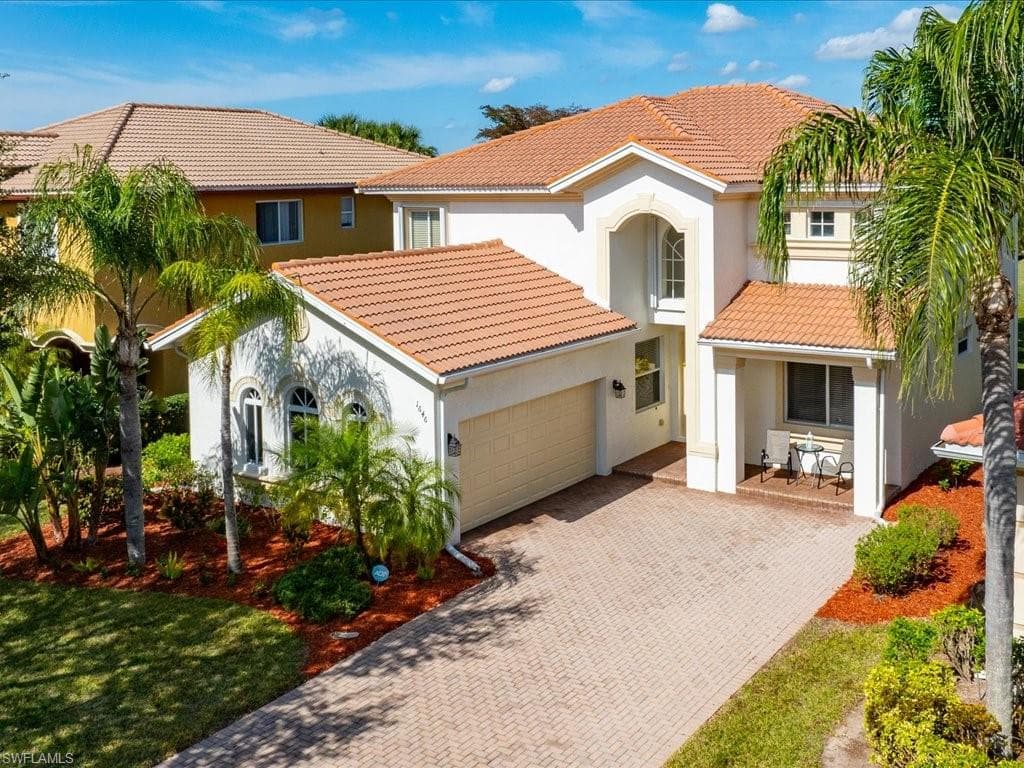 1646 Birdie Dr, Naples, FL 34120-34