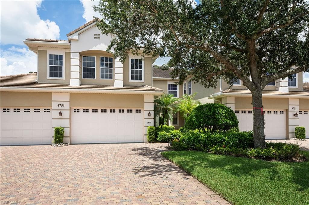 4751 Stratford Ct 2401, Naples, FL 34105-17