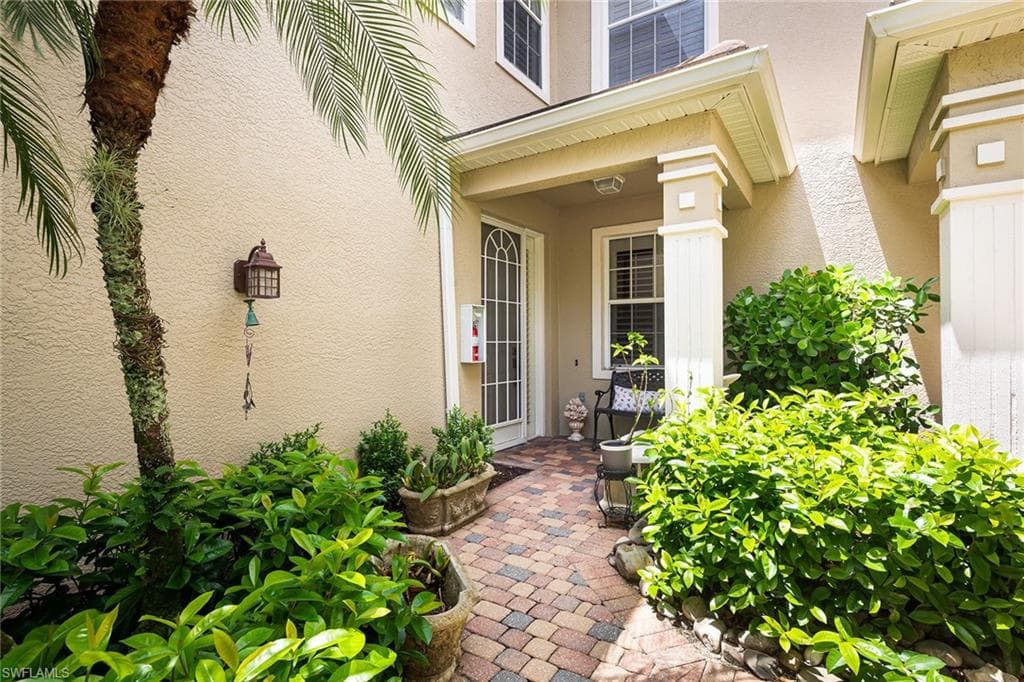 4751 Stratford Ct 2401, Naples, FL 34105-18