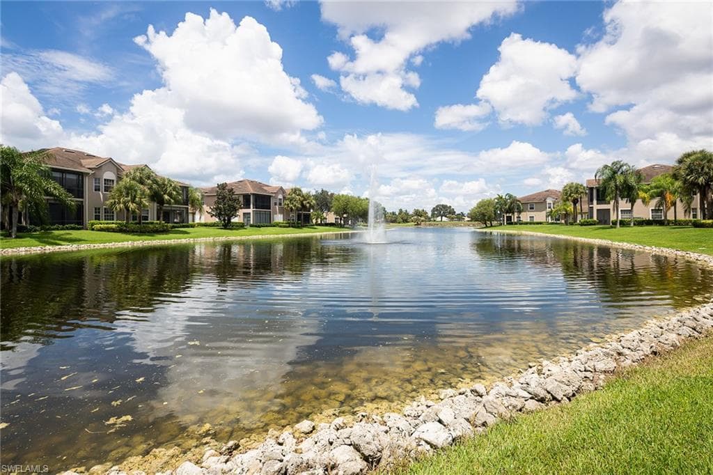 4751 Stratford Ct 2401, Naples, FL 34105-3